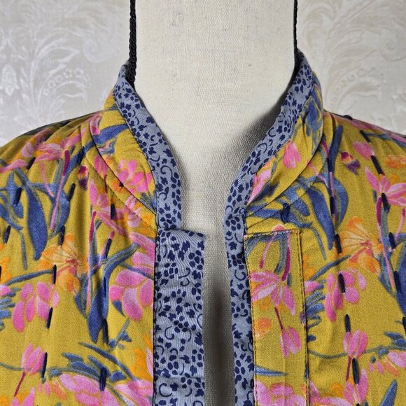 Anthropologie Size XS Quilted Floral Jacket Embroidery Detail Contrast Trim - Picture 2 of 13